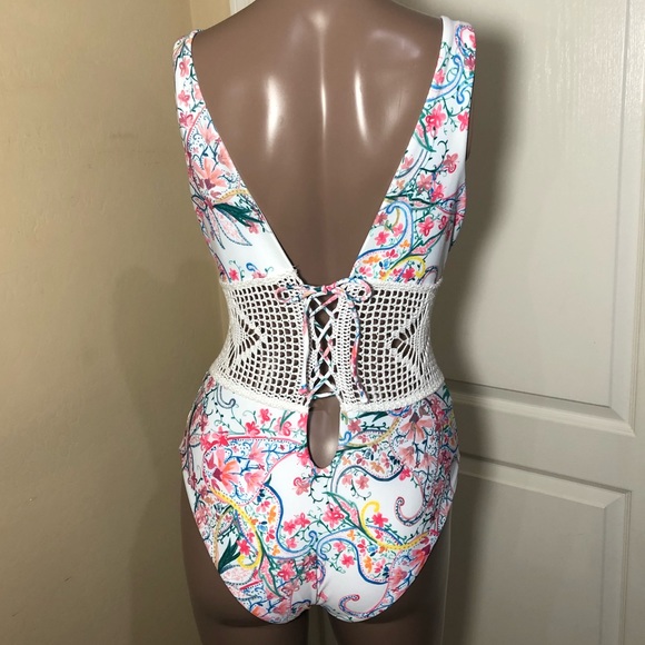 L*space Samantha Plunge Crochet Lace Up Swimsuit - Picture 2 of 2